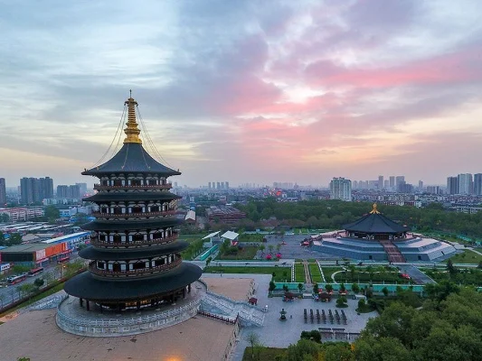 洛阳天际线摄影攻略：全景、视角、曝光与构图技巧